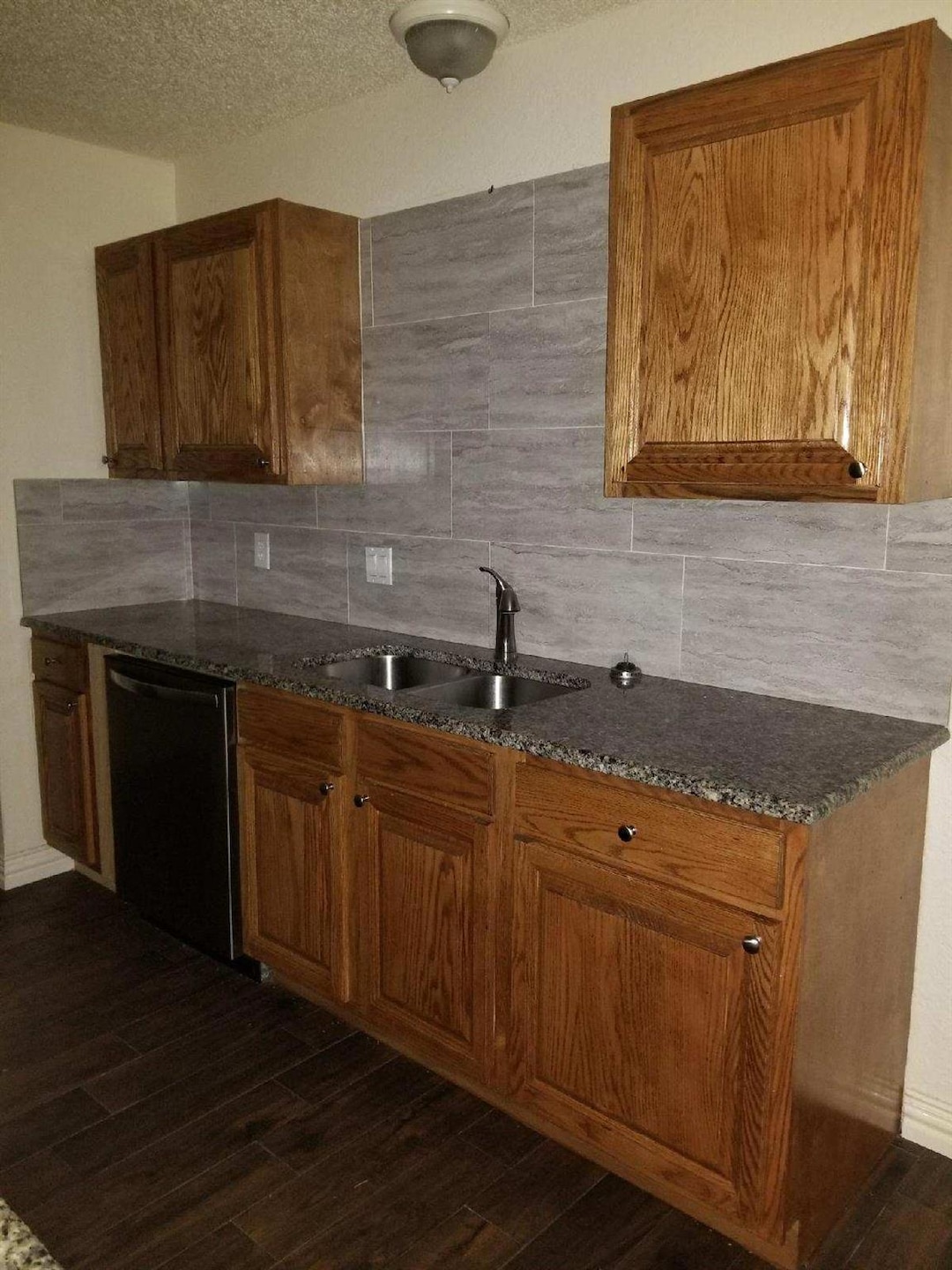 7505 April Ln, North Richland Hills, TX 76182 - photo 1