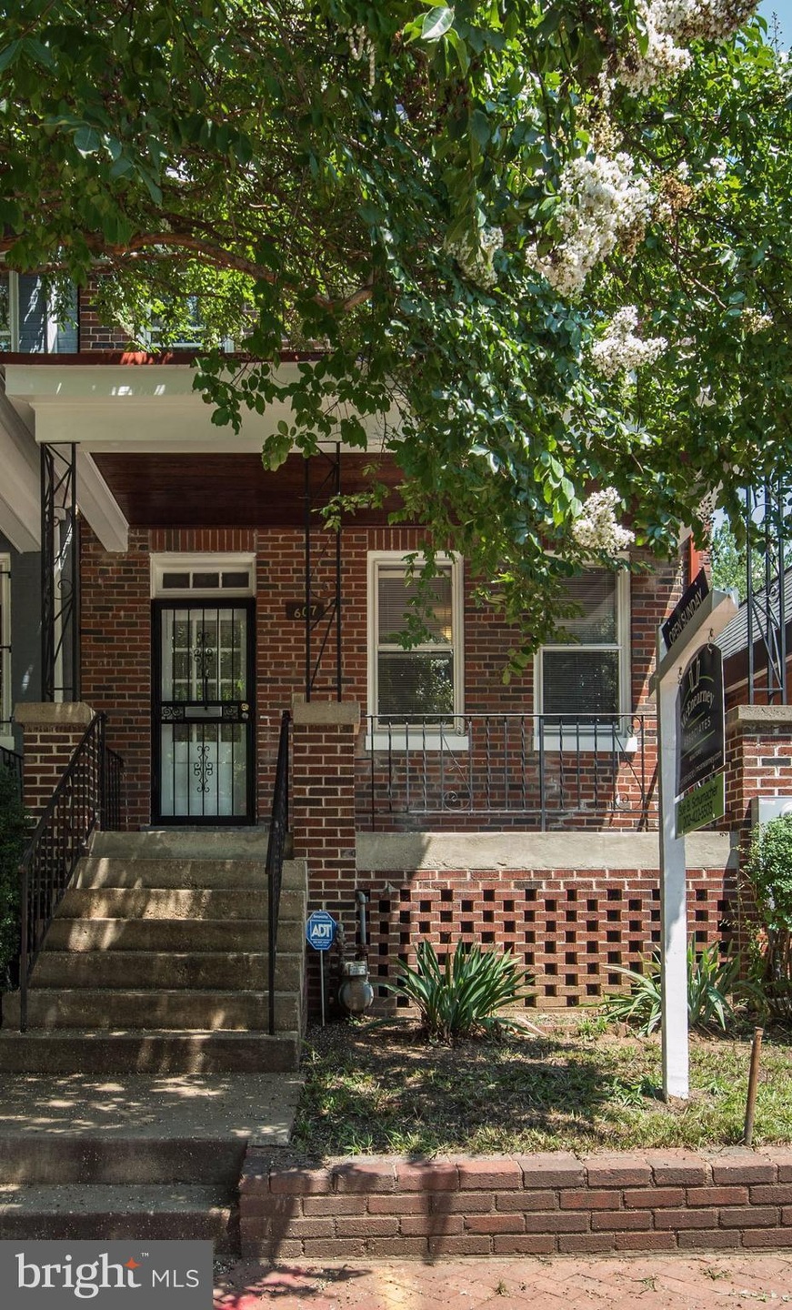 607 4th St NE, Washington, DC 20002 - photo 1