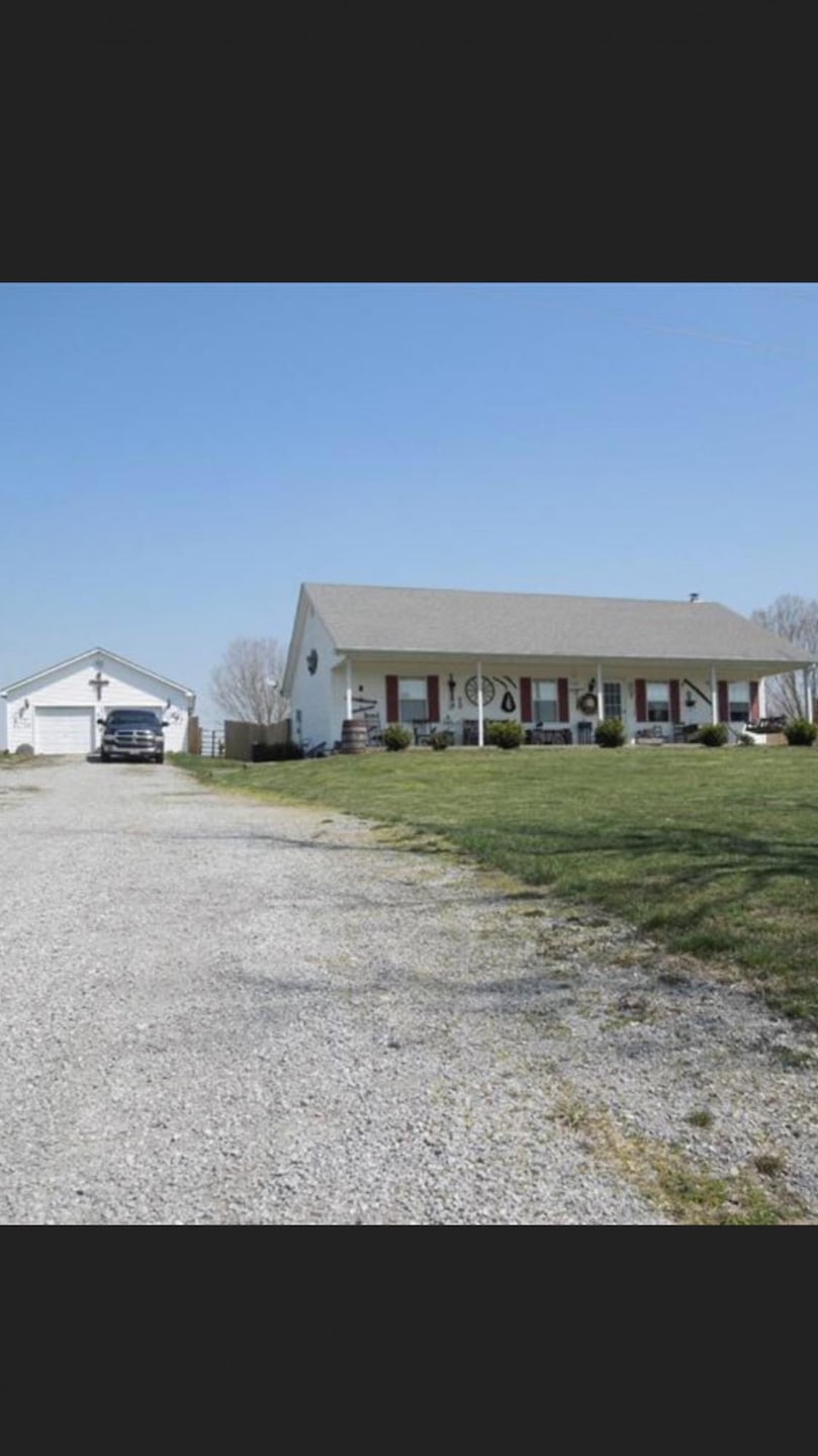 415 Paradise Camp Rd, Harrodsburg, KY 40330 - photo 1