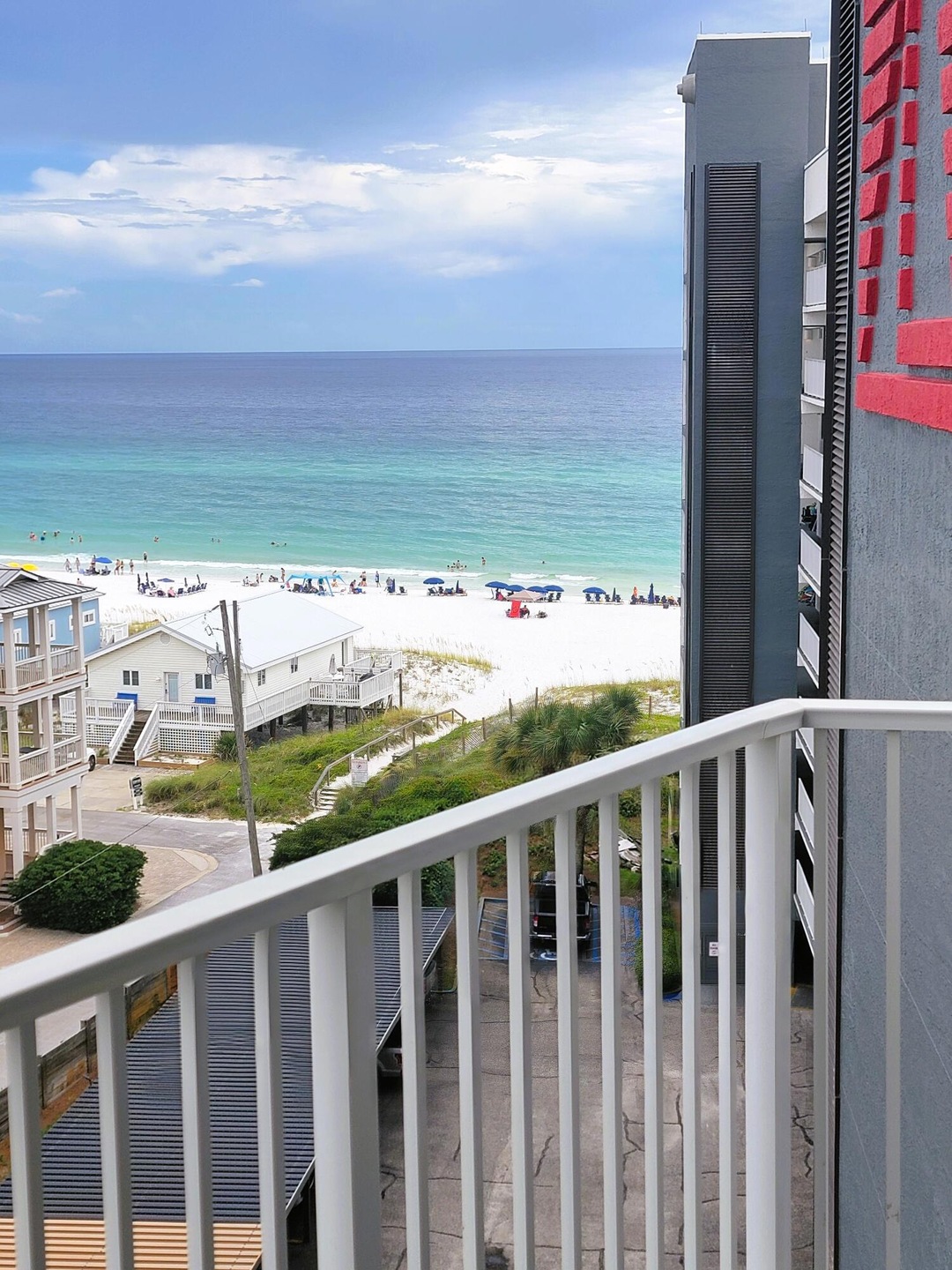 Mainsail Gulf View