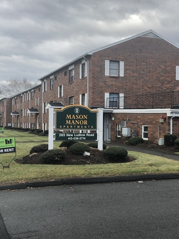 265 New Ludlow Rd unit G6, Chicopee, MA 01020 - photo 1