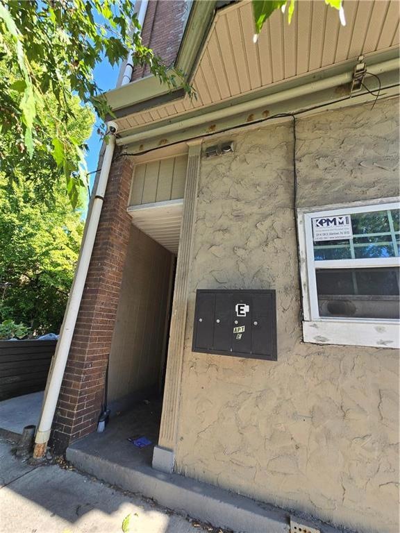 152 E Hamilton St unit C, Allentown, PA 18109 - photo 1