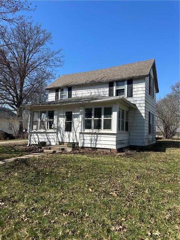 709 E 8th St N, Newton, IA 50208 - photo 1