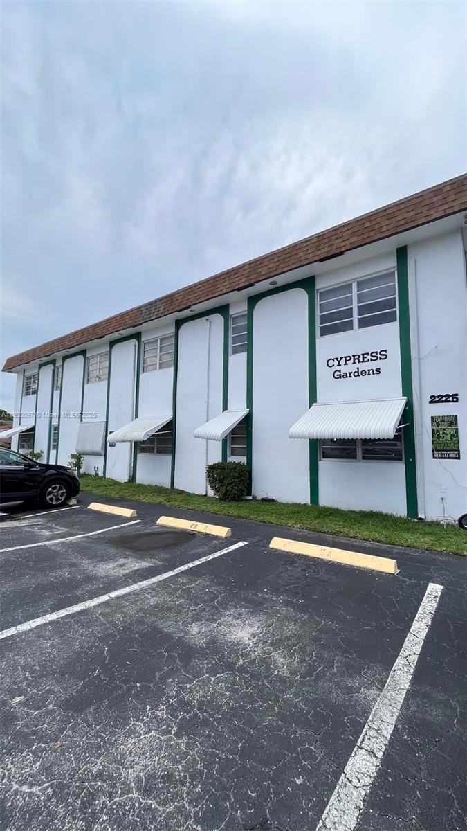 2219 Polk St unit 8A, Hollywood, FL 33020 - photo 1