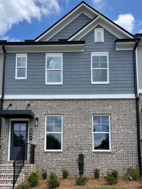 For Sale $449,400 • Co-Listing Agent