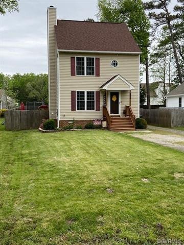 624 E Magnolia Ave, West Point, VA 23181 - photo 1