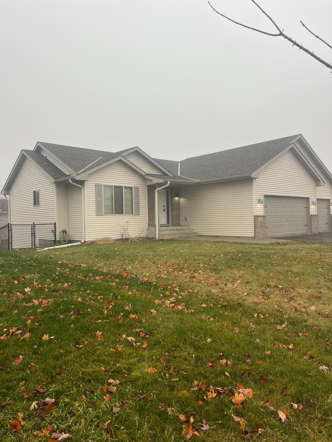 213 Summerfield Ln, Waverly, MN 55390 - photo 1