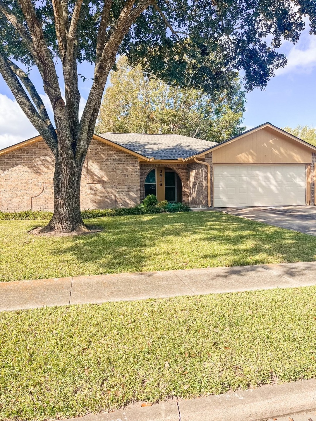 Located in the heart of Pearland!