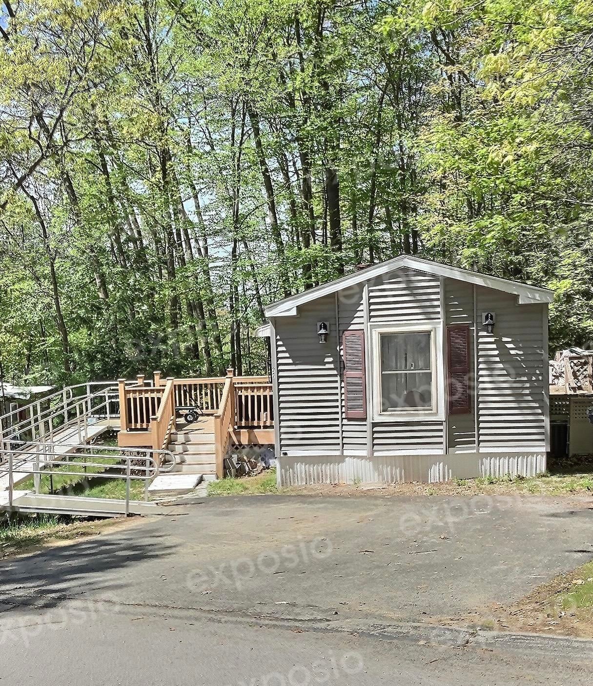 22 Sullivan Dr, Allenstown, NH 03275 - photo 1