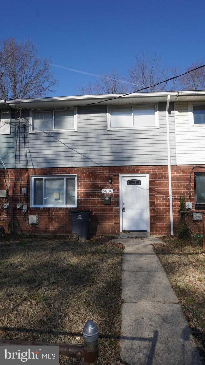6808 Flagstaff St, Hyattsville, MD 20785 - photo 1