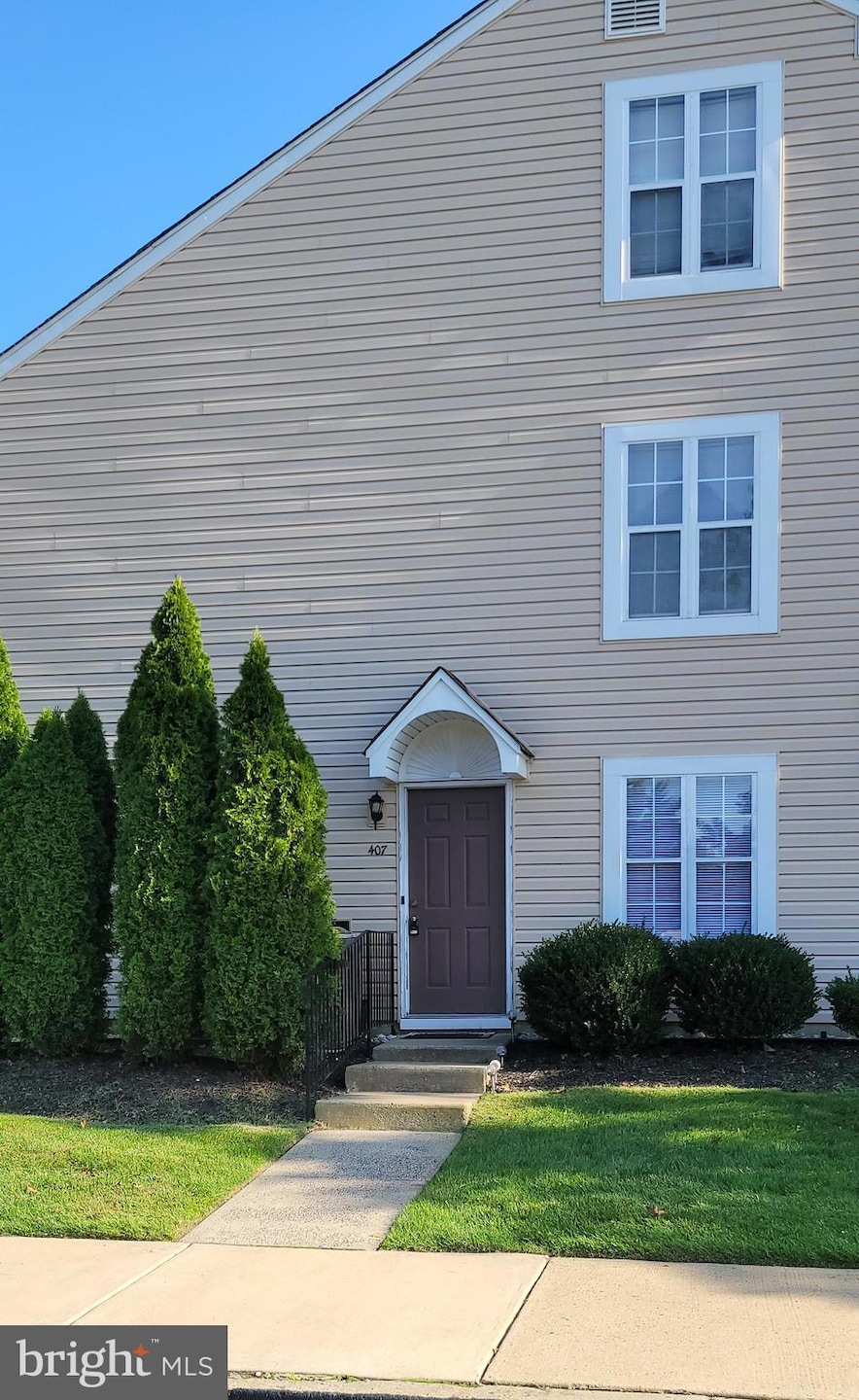 407 Paddock Ct unit 407, Sewell, NJ 08080 - photo 1