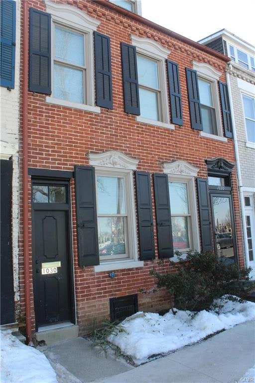 WELCOME TO 1030 W. CHEW STREET