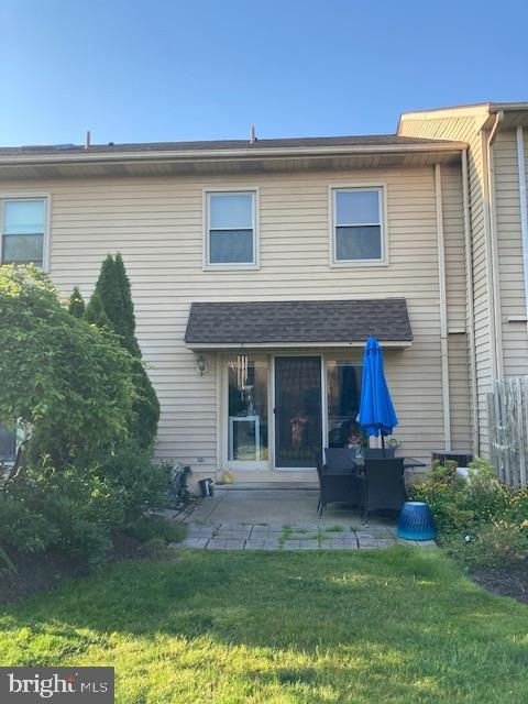 3908 Seneca Ct, Skippack, PA 19474 - photo 1