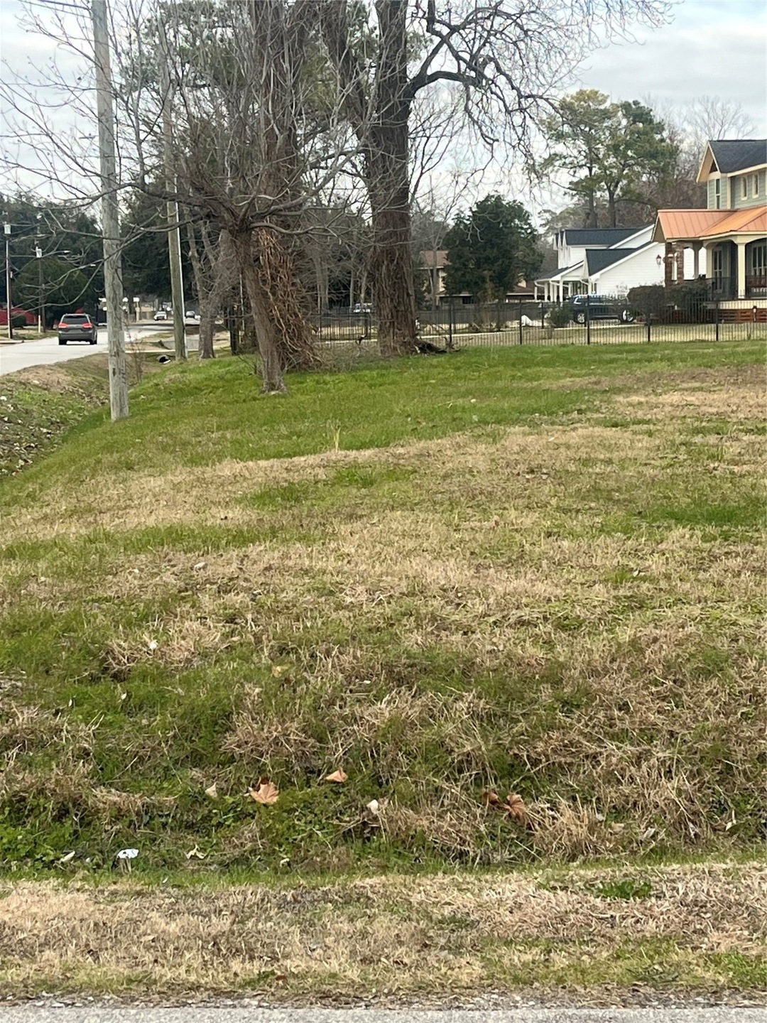 7303 Banyan St, Houston, TX 77028 - photo 1