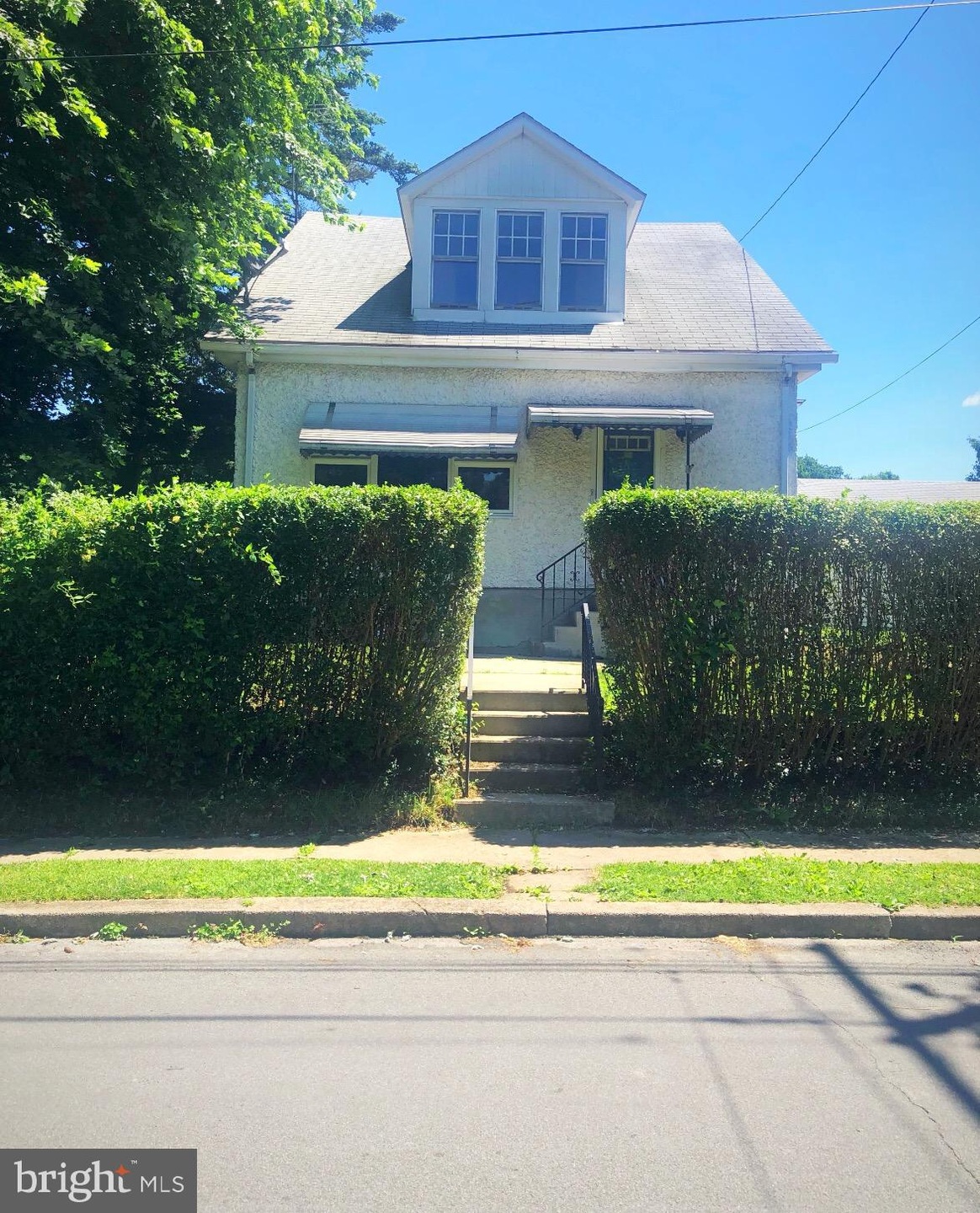 3415 Raymond St, Reading, PA 19605 - photo 1