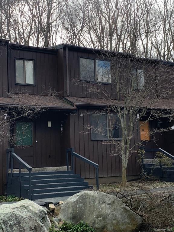 8 Redwood Dr, Highland Mills, NY 10930 - photo 1