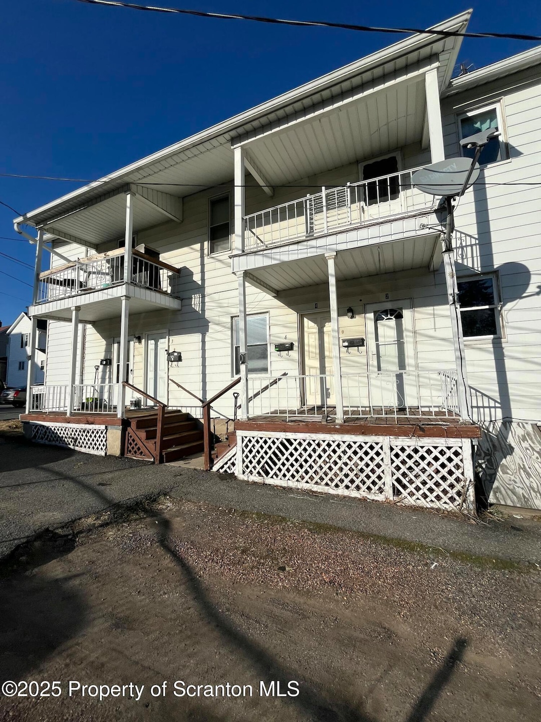 734 Grant Ct unit 4, Scranton, PA 18519 - photo 1