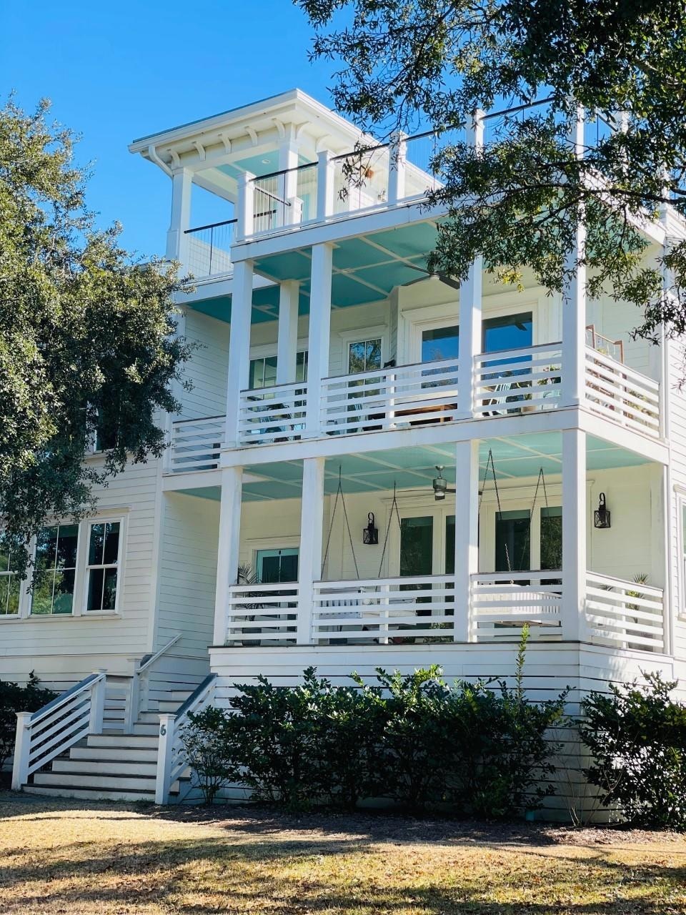 6 32nd Ave