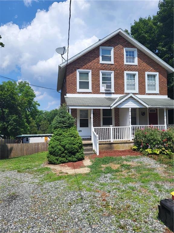 425 Franklin St, Alburtis, PA 18011 - photo 1