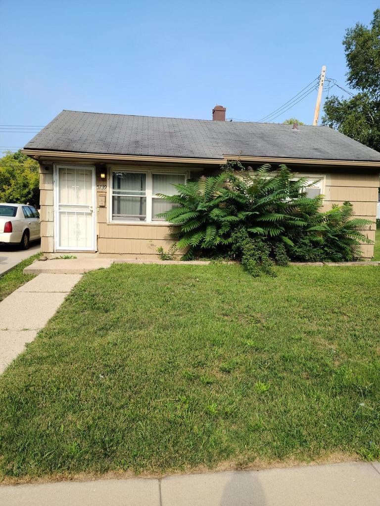 Resized Photo - 5739 N. 60th