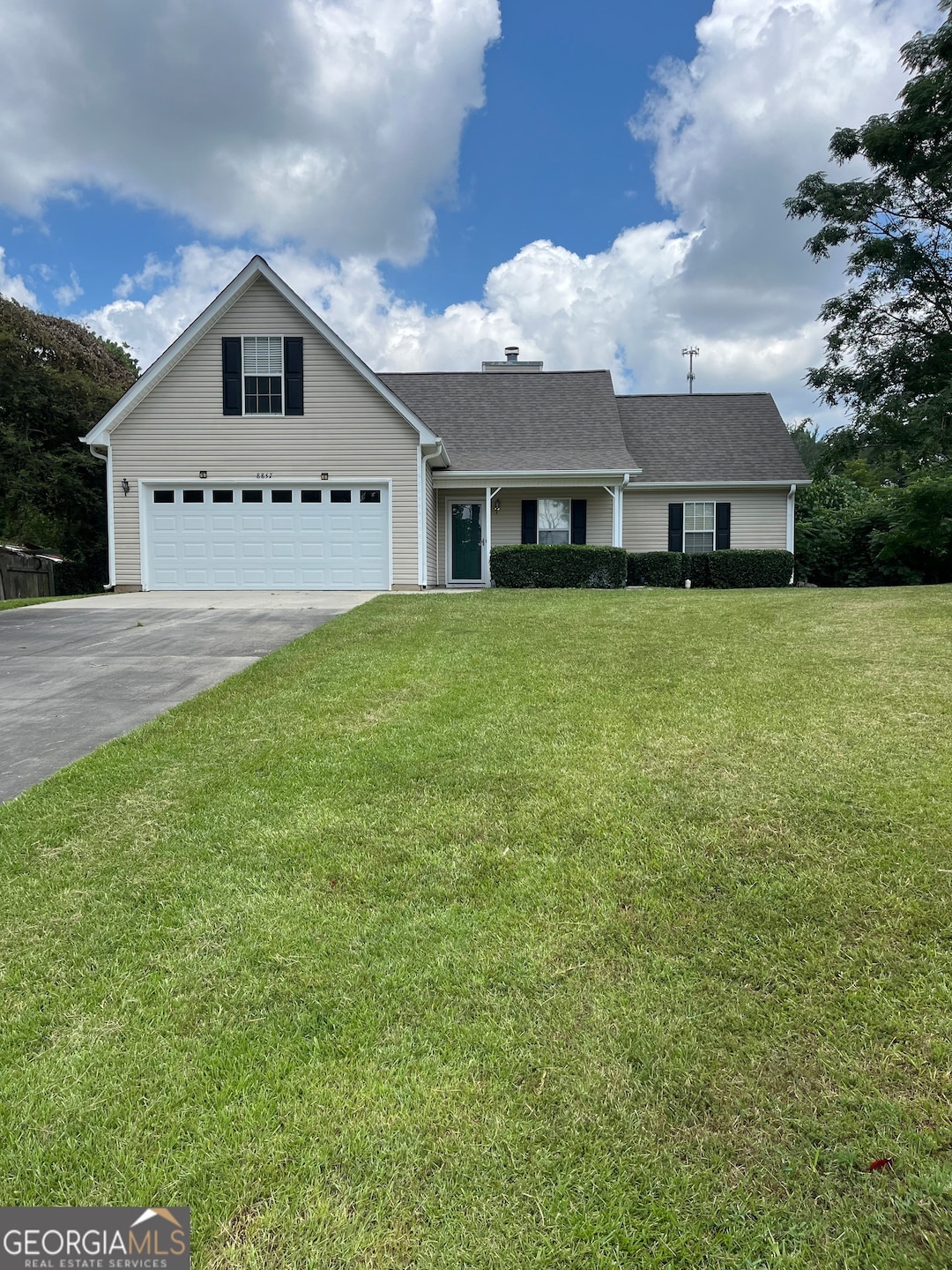 8857 Woodridge Ct, Jonesboro, GA 30238 - photo 1