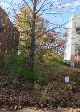 5225 Conde St, Saint Louis, MO 63107 - photo 1