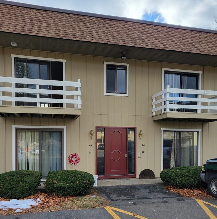 82 S Maple St unit 43, Westfield, MA 01085 - photo 1