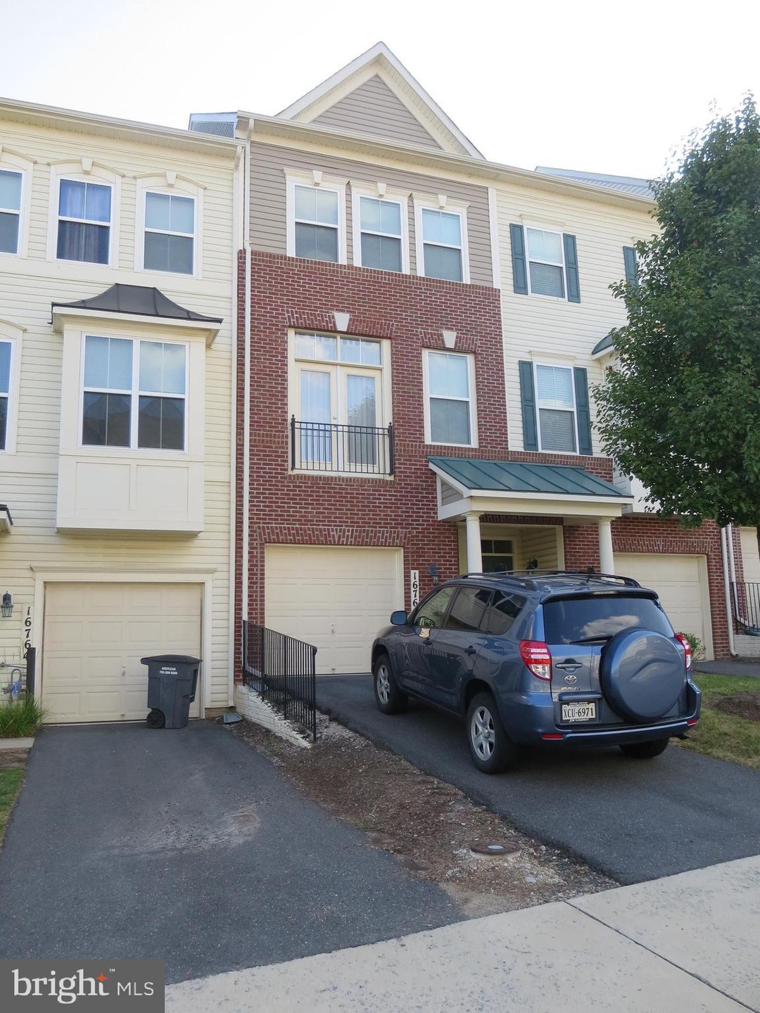 16762 Blackjack Oak Ln, Woodbridge, VA 22191 - photo 1