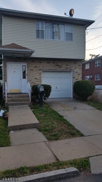 526 Richmond St, Elizabeth, NJ 07202 - photo 1