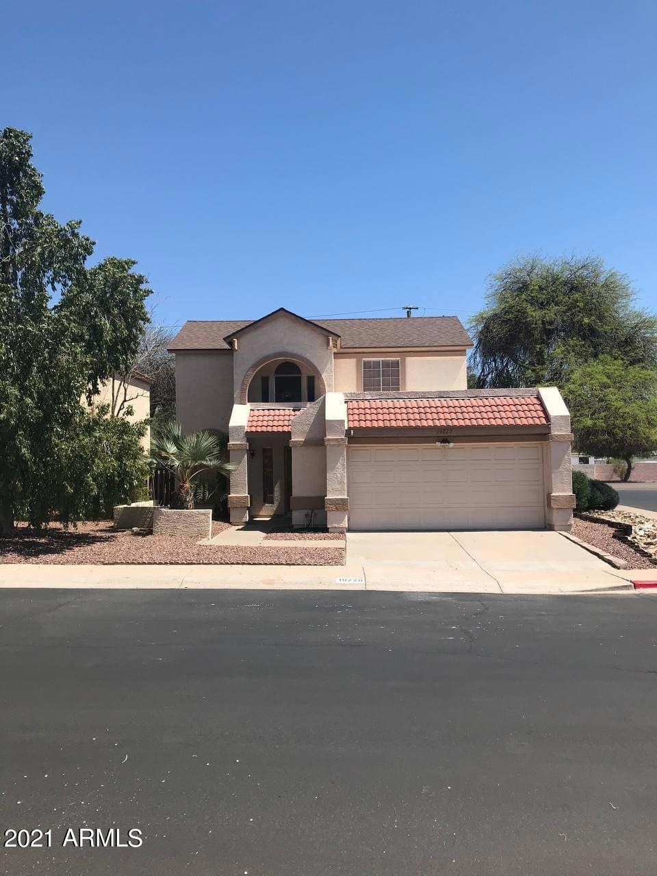 19229 N 6th St, Phoenix, AZ 85024 - photo 1