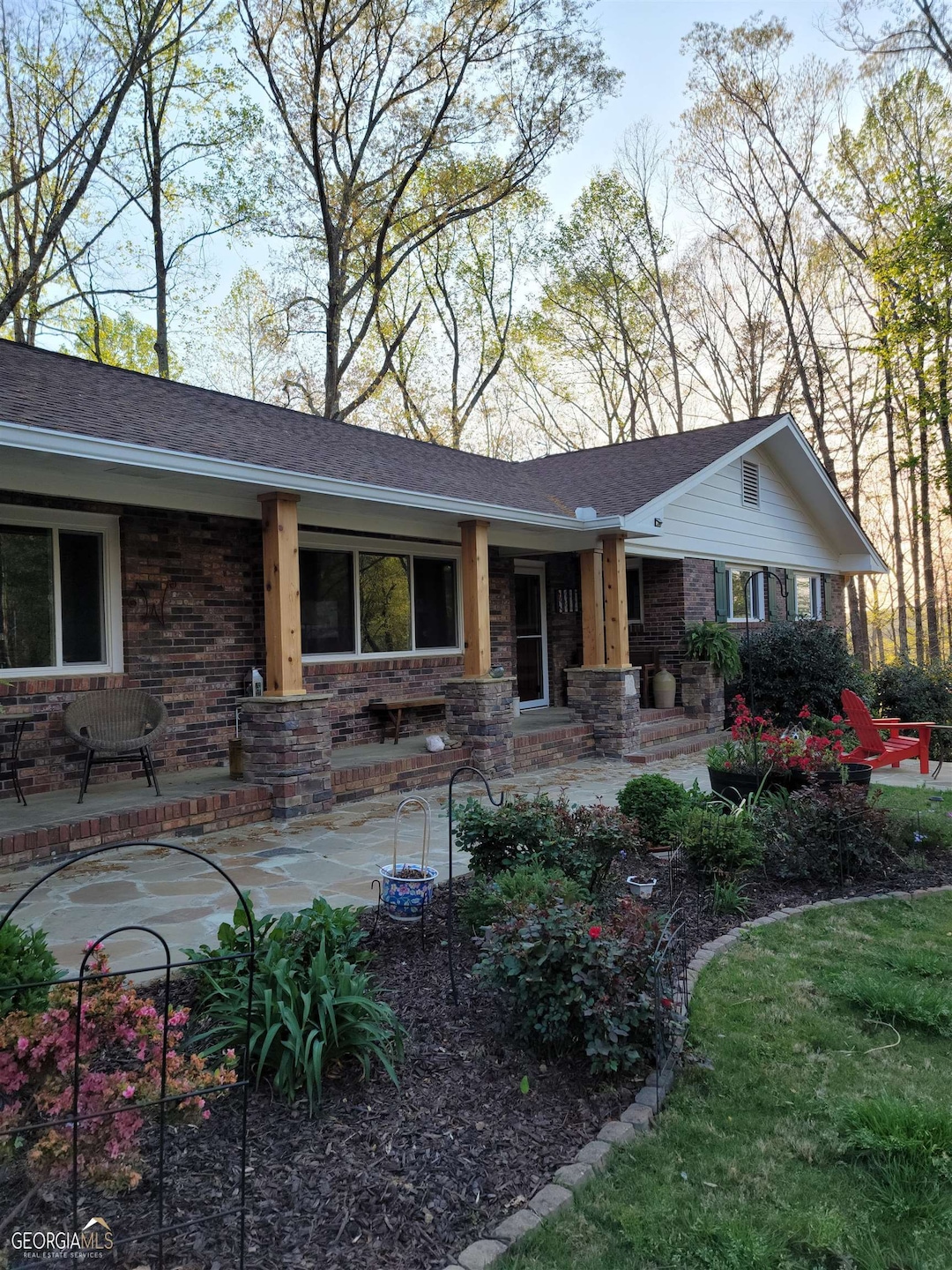 4625 Shoreline Ln, Gainesville, GA 30506 - photo 1