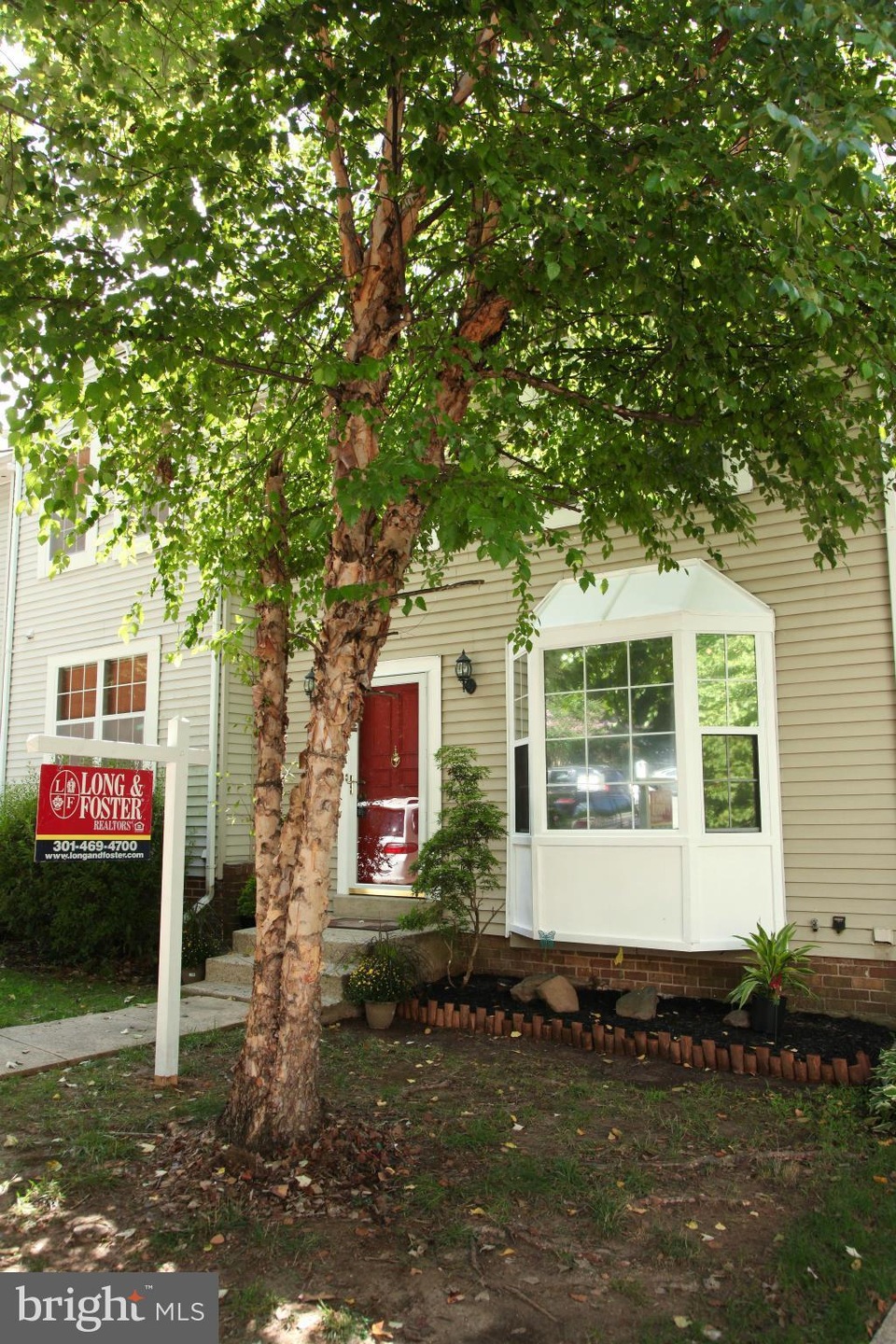 18739 Summer Oak Ct, Germantown, MD 20874 - photo 1