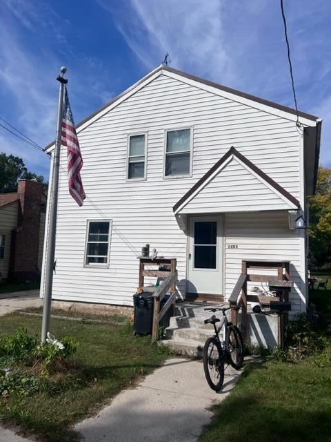 2604 16th St, Two Rivers, WI 54241 - photo 1