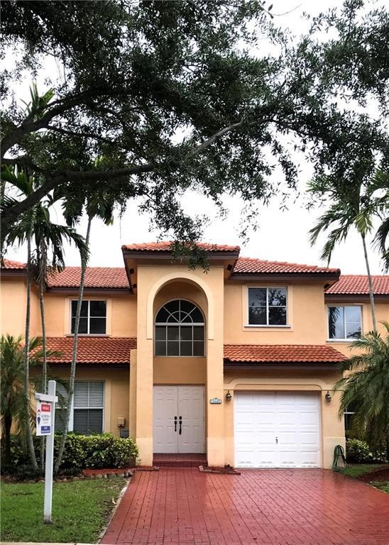 unlisted-address, Davie, FL 33325 - photo 1