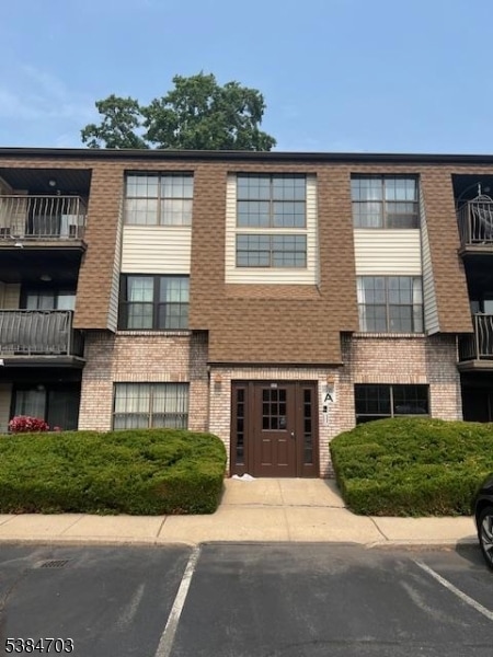 For Sale $359,000 • Co-Listing Agent