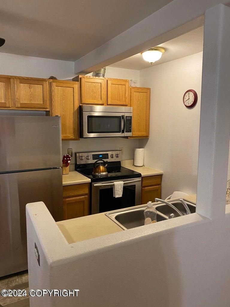 1435 W 25th Ave unit 6, Anchorage, AK 99503 - photo 1