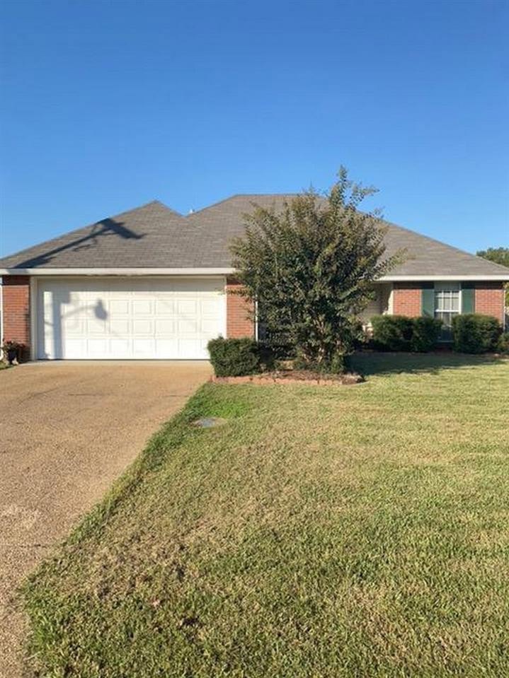 7220 Tumbleweed Dr, Byram, MS 39272 - photo 1