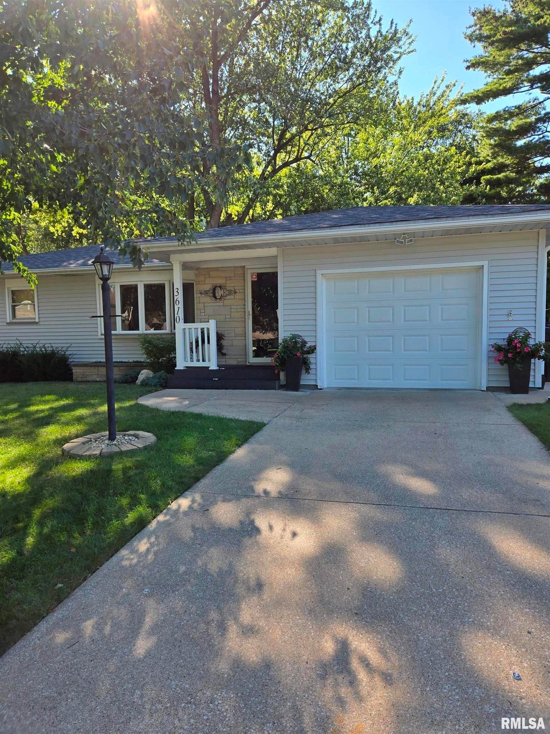 3610 35th Ave, Rock Island, IL 61201 - photo 1