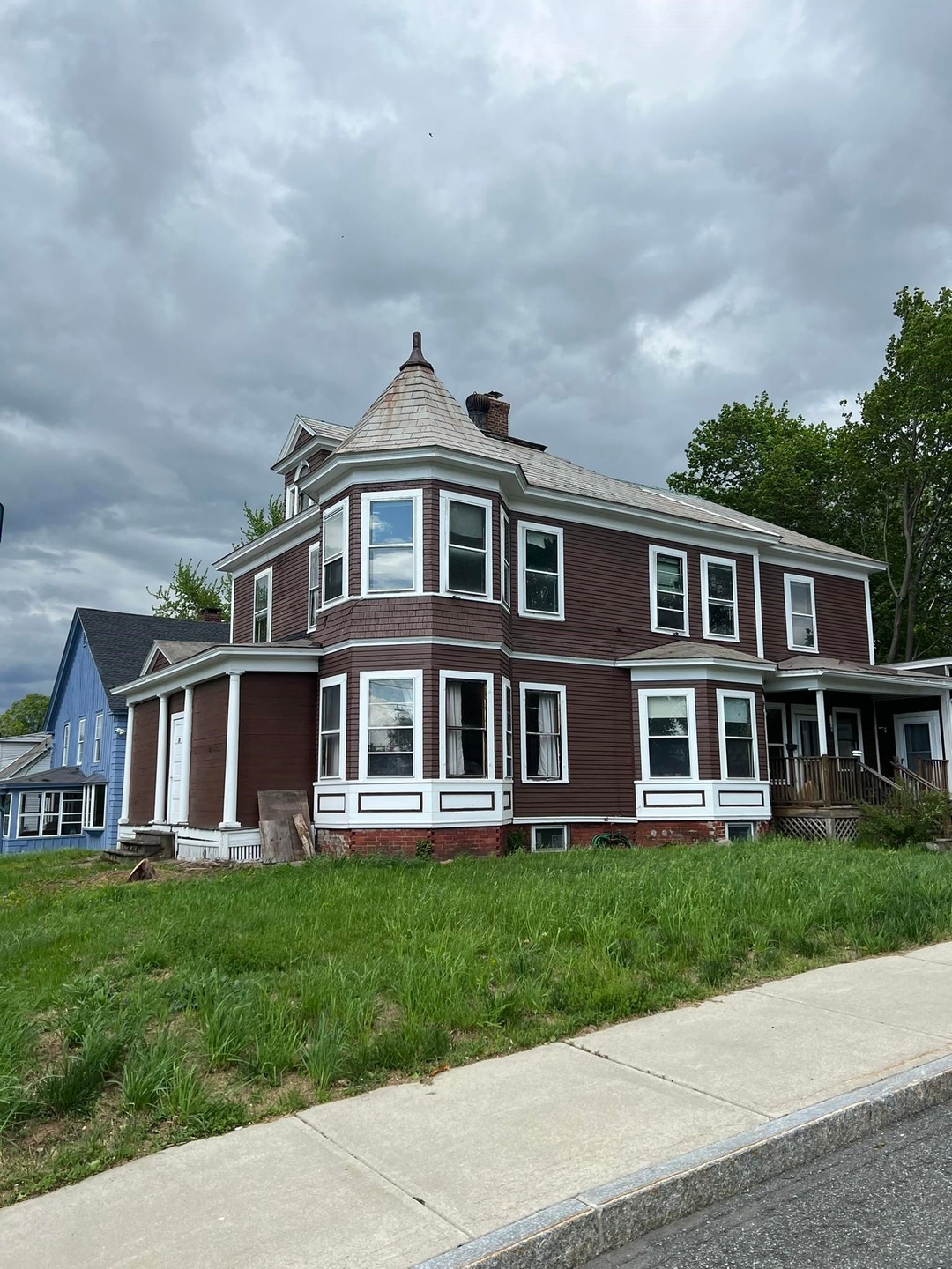 34 High St, Claremont, NH 03743 - photo 1