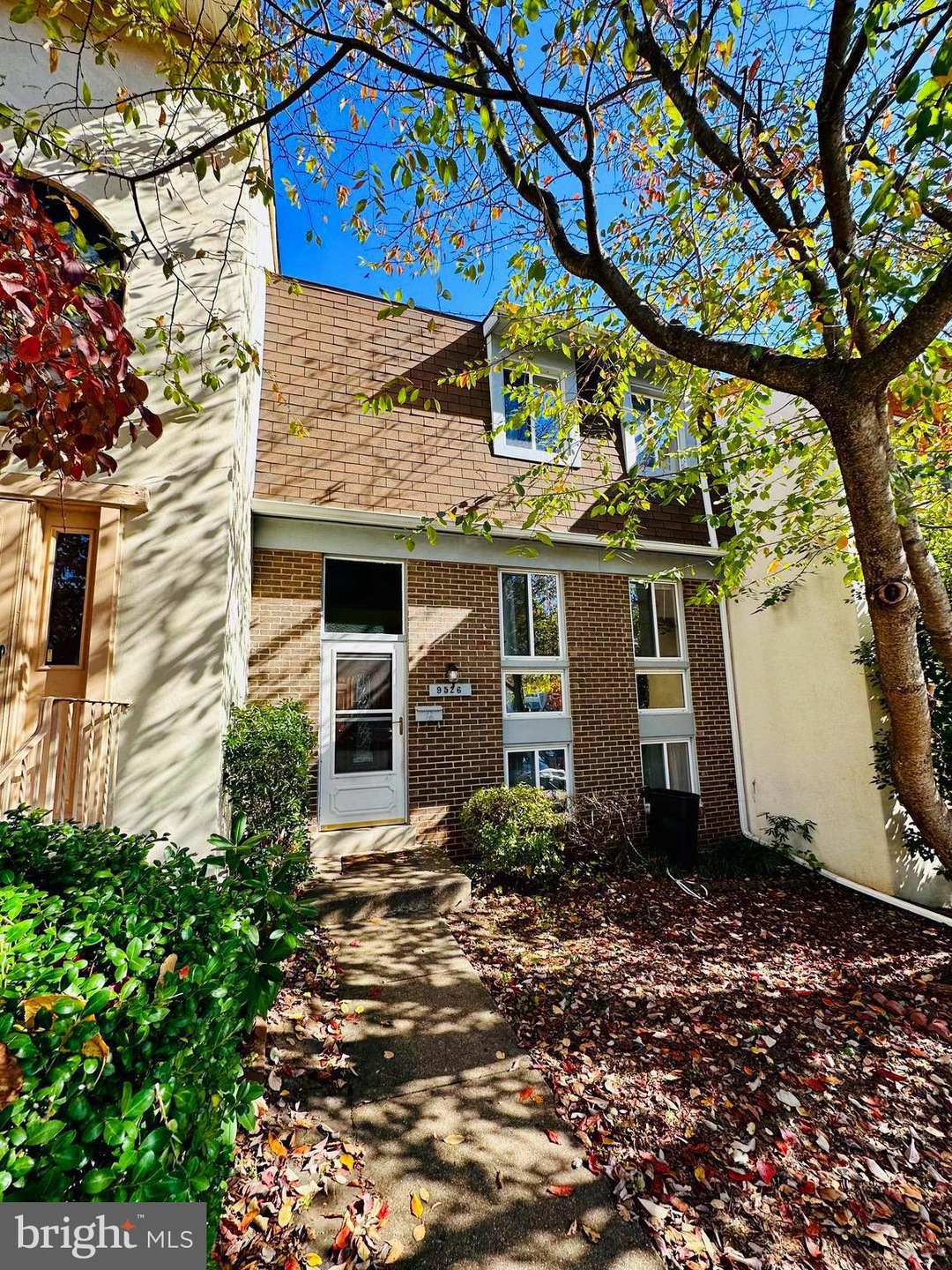 9526 Miranda Ct, Fairfax, VA 22031 - photo 1