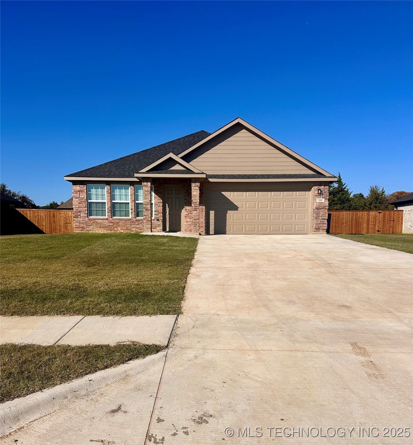 3424 Little John Dr, Durant, OK 74701 - photo 1