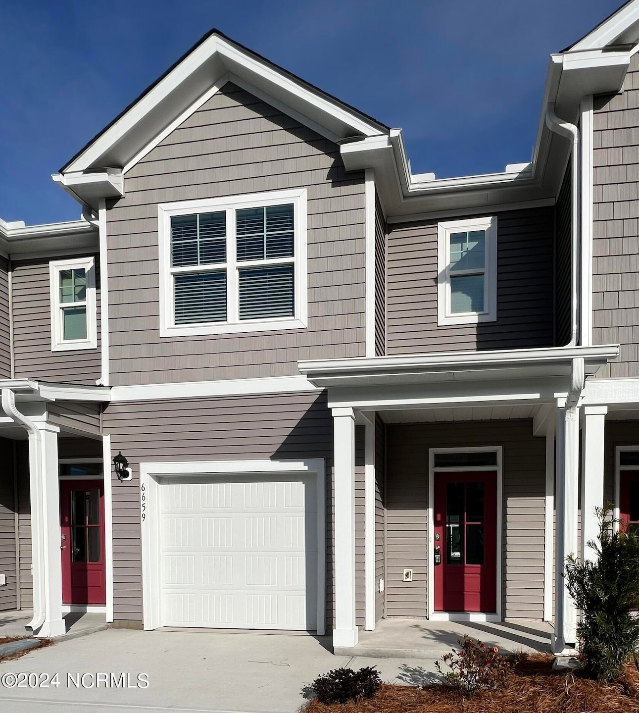 For Rent $1,975/month