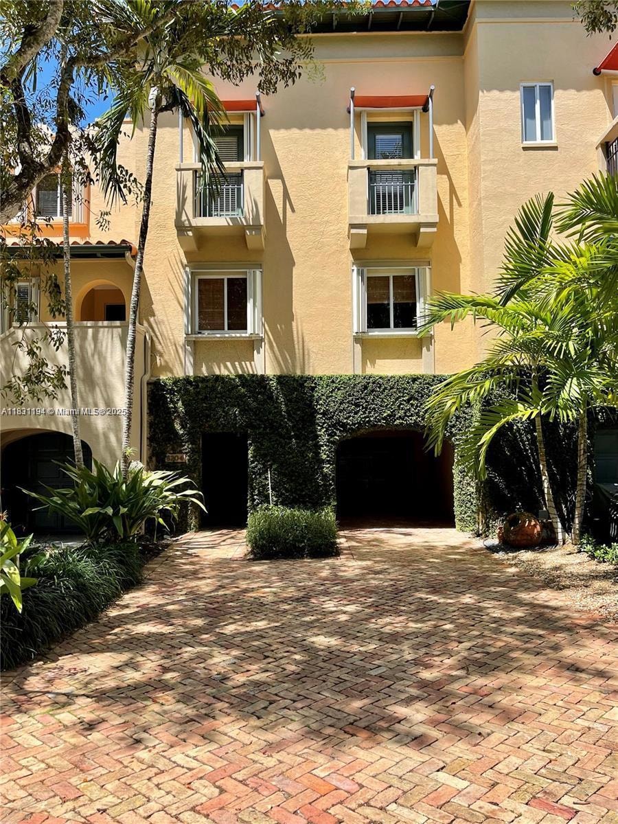 For Rent $6,900/month