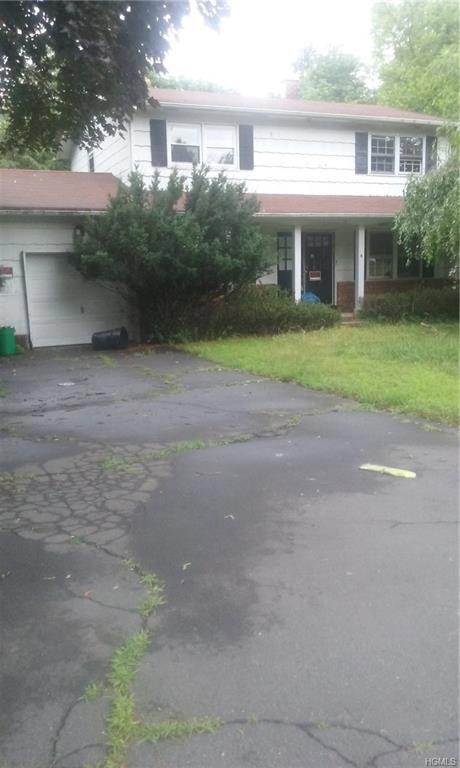 8 S Parker Dr, Monsey, NY 10952 - photo 1