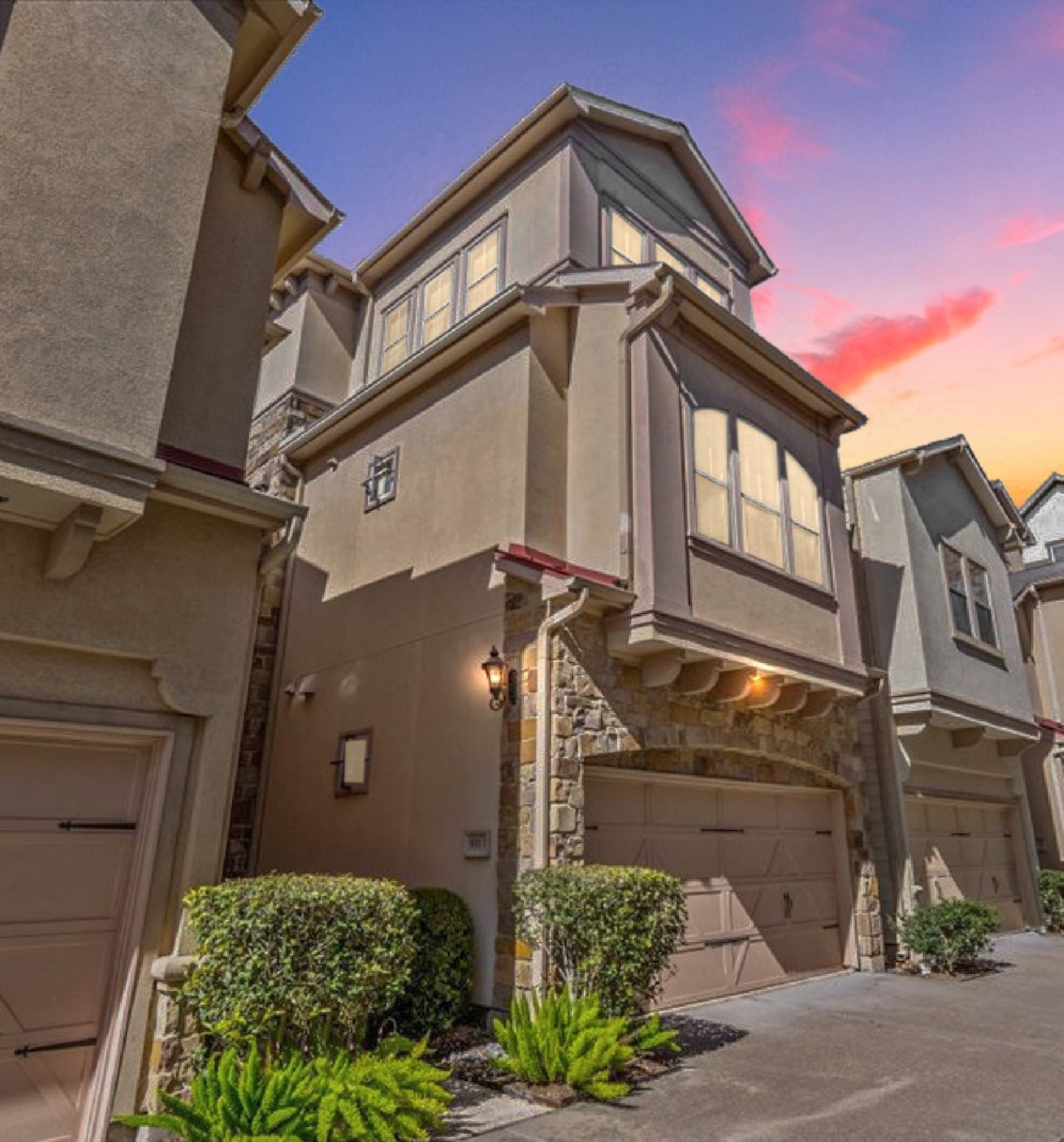 931 W 23rd St unit I, Houston, TX 77008 - photo 1