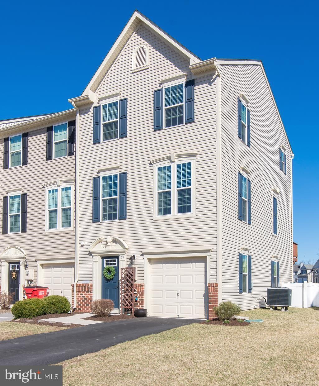 74 Creekside Ct, Falling Waters, WV 25419 - photo 1