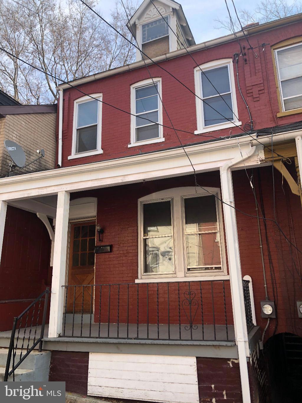 521 Howard Ave, Lancaster, PA 17602 - photo 1