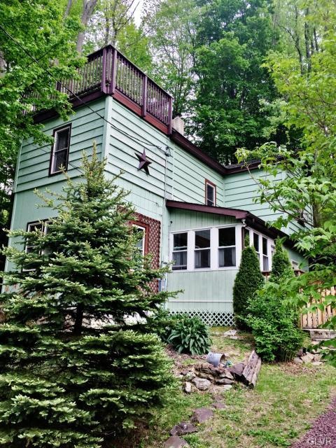 910 Laurel St, Jim Thorpe, PA 18229 - photo 1