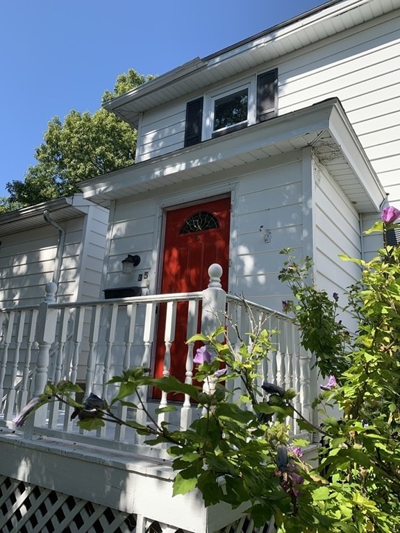 35 Hillcrest Ave, Worcester, MA 01602 - photo 1