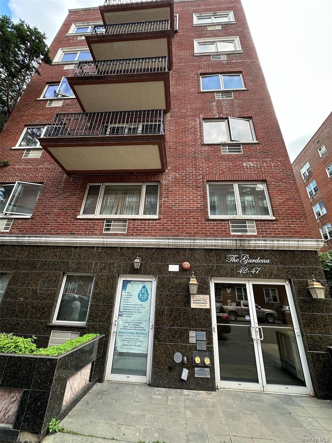 42-47 Union St unit 3B, Flushing, NY 11355 - photo 1